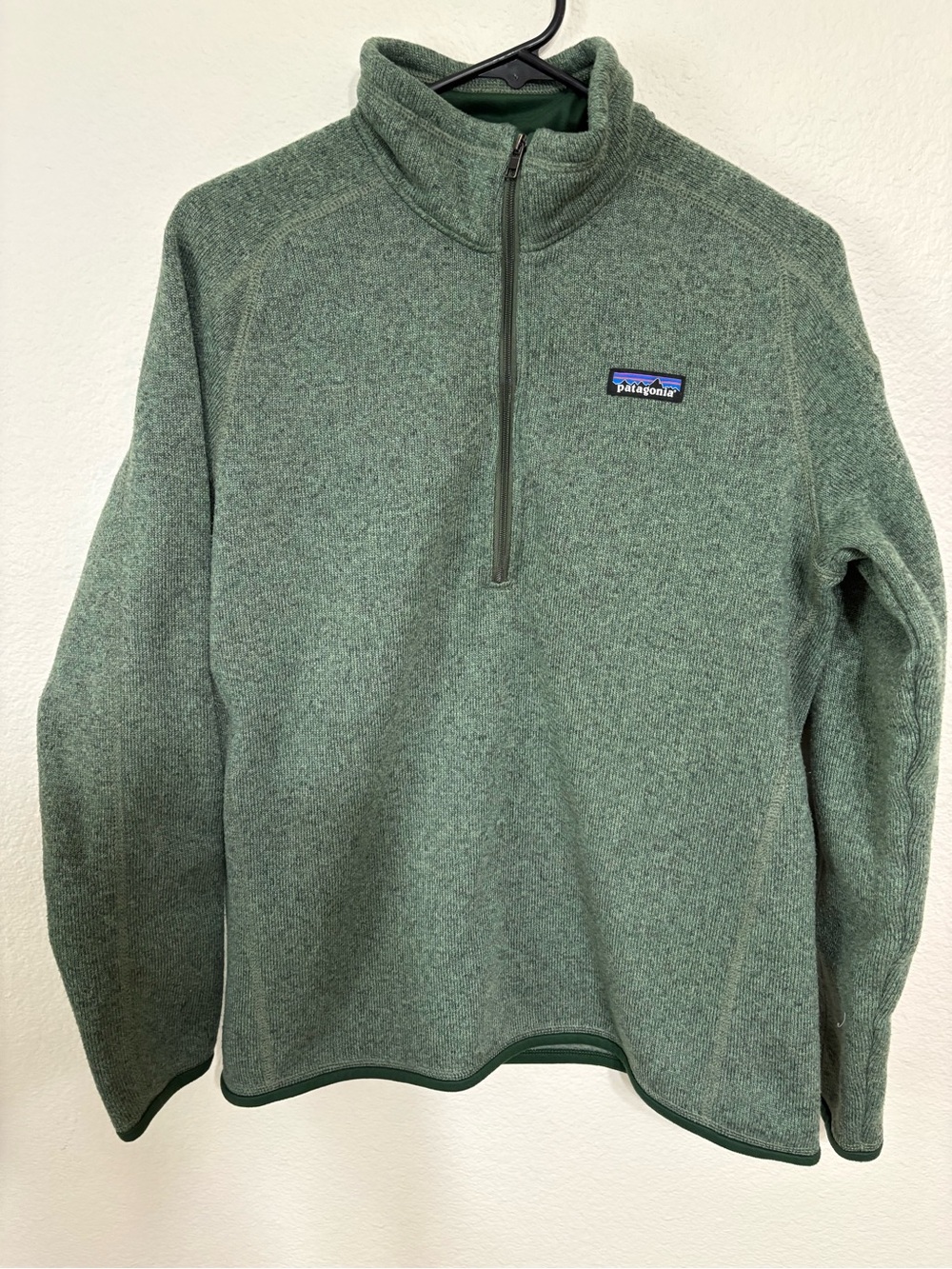 Patagonia Women’s Green Heathered Quarter-Zip Fleece Pullover - Size L